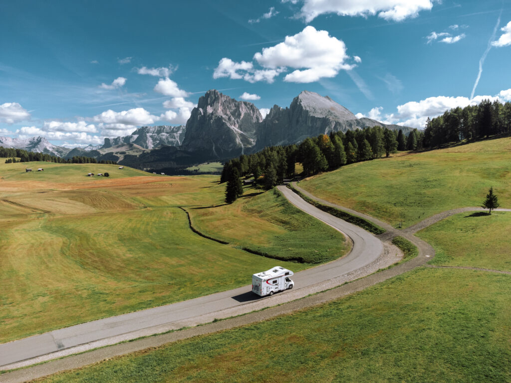 CAMPER